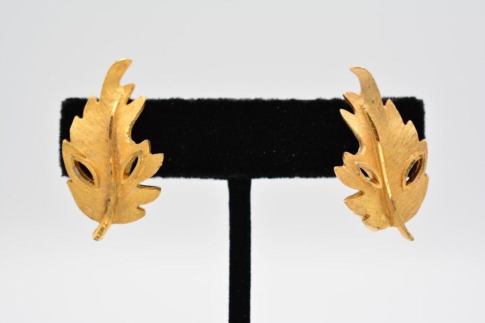 BSK Vintage Clip Earrings Leaf Brushed Gold Tone Textured Signed 1980s BinH